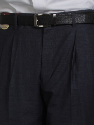 深灰素面打褶西裝褲