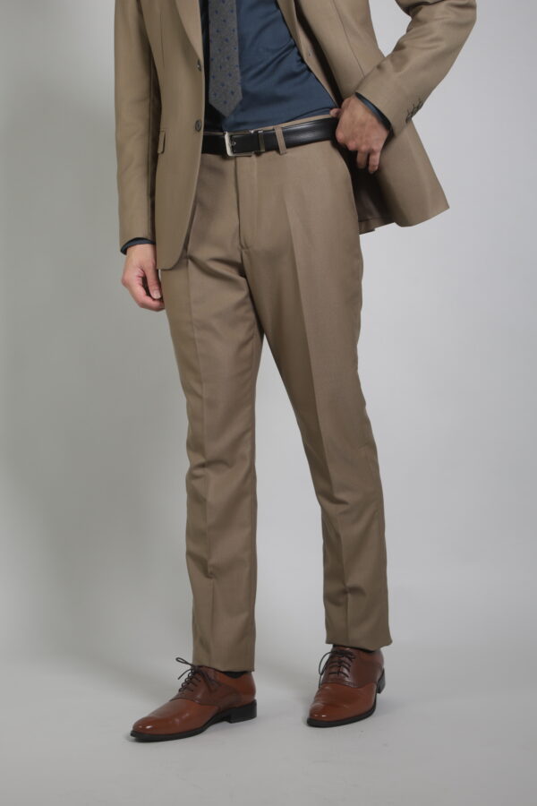 【新修身版】橄欖綠成套西裝・尊爵氣質款