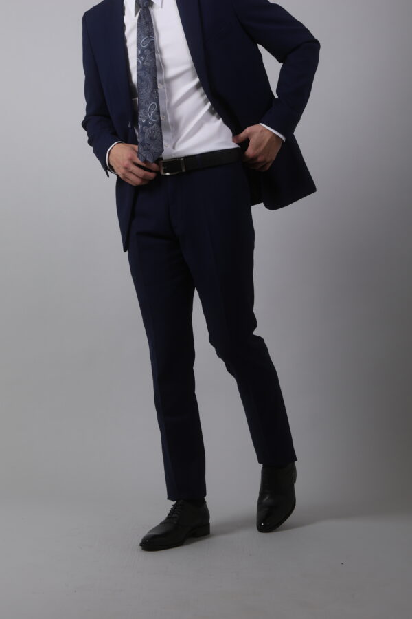 修身平面西裝褲・時尚穿搭・多款選擇